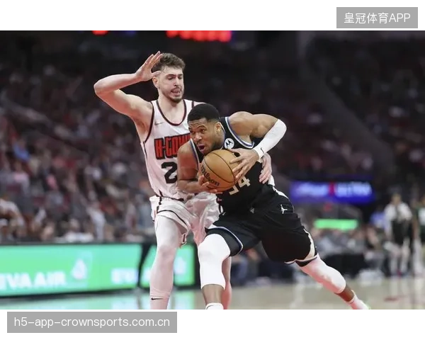 NBA火箭申京策应串联全队展示球商，成为核心组织者
