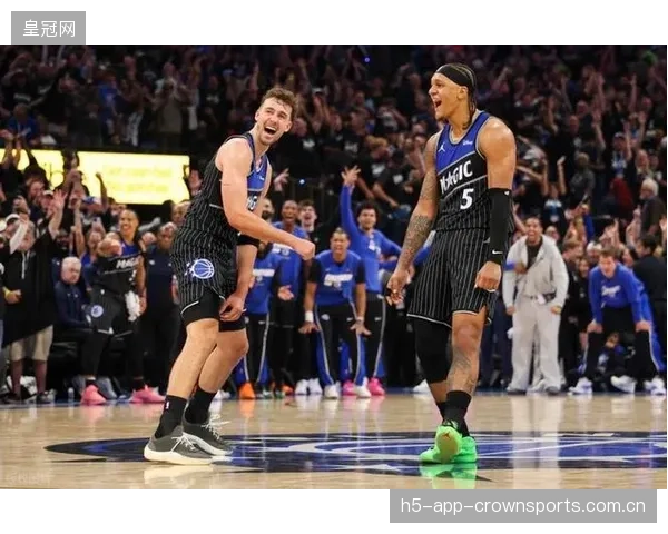NBA魔术外线急停果断，攻势节奏进一步提升